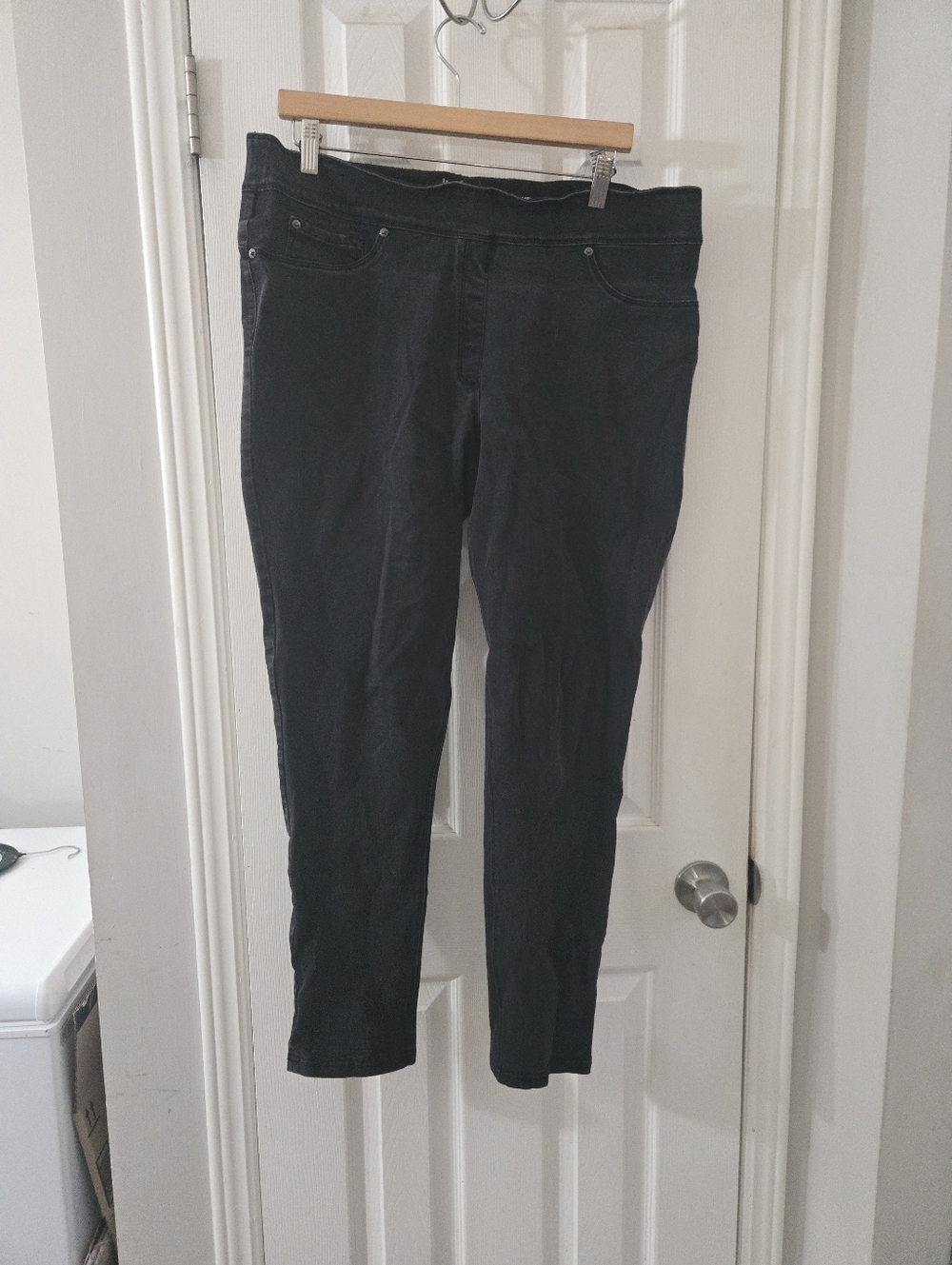 1x black jeggings